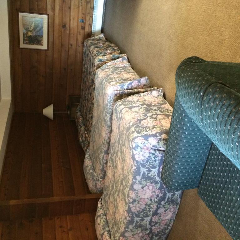 Raccoon Lodge Motel Sylvan Lake Ngoại thất bức ảnh