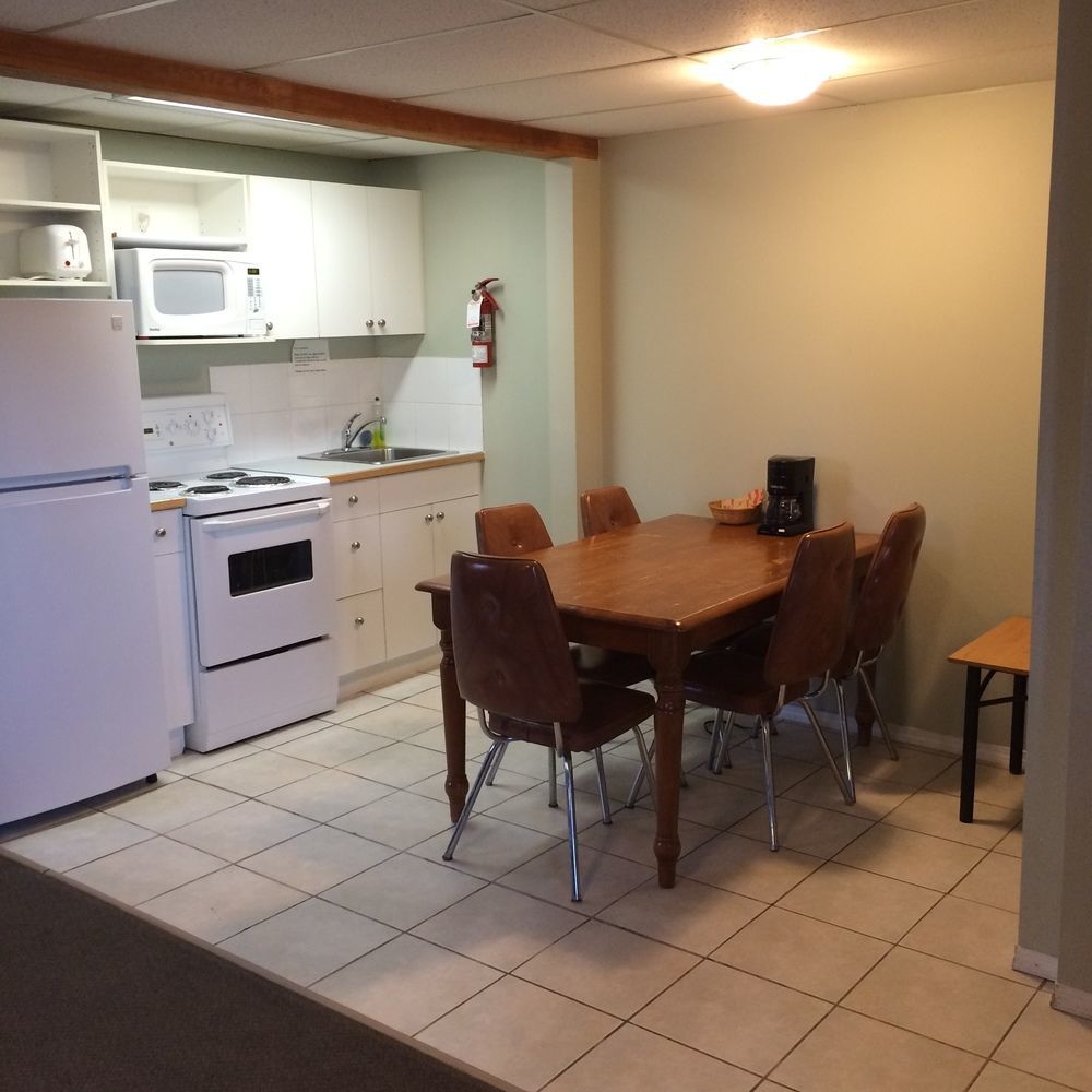 Raccoon Lodge Motel Sylvan Lake Ngoại thất bức ảnh