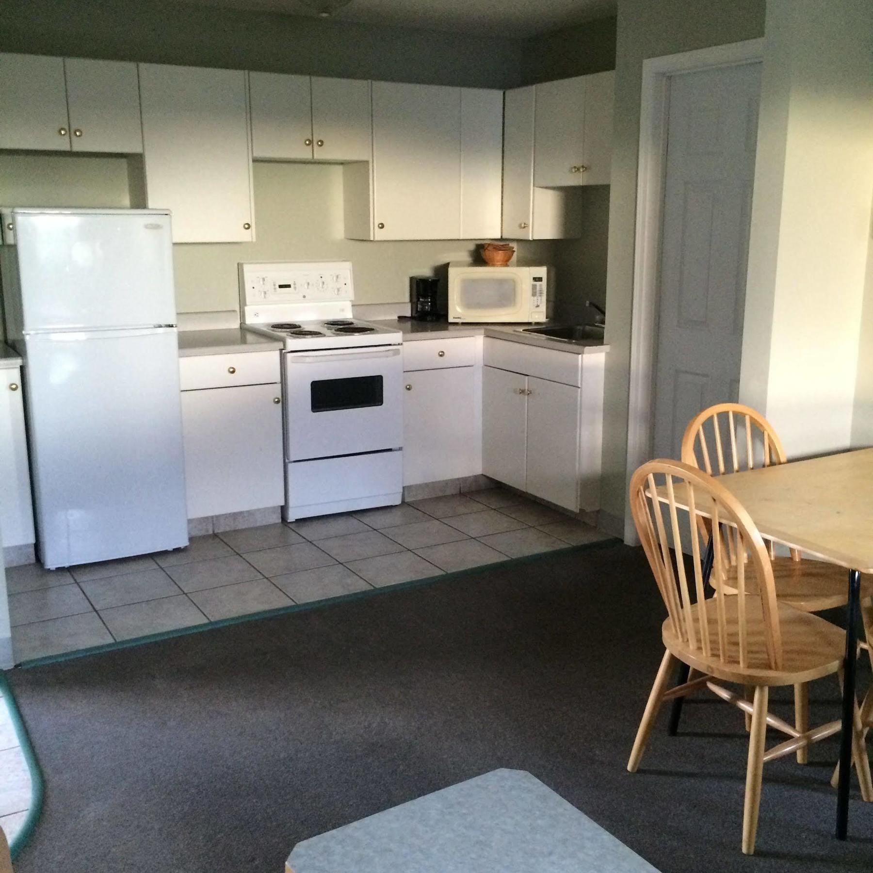 Raccoon Lodge Motel Sylvan Lake Ngoại thất bức ảnh