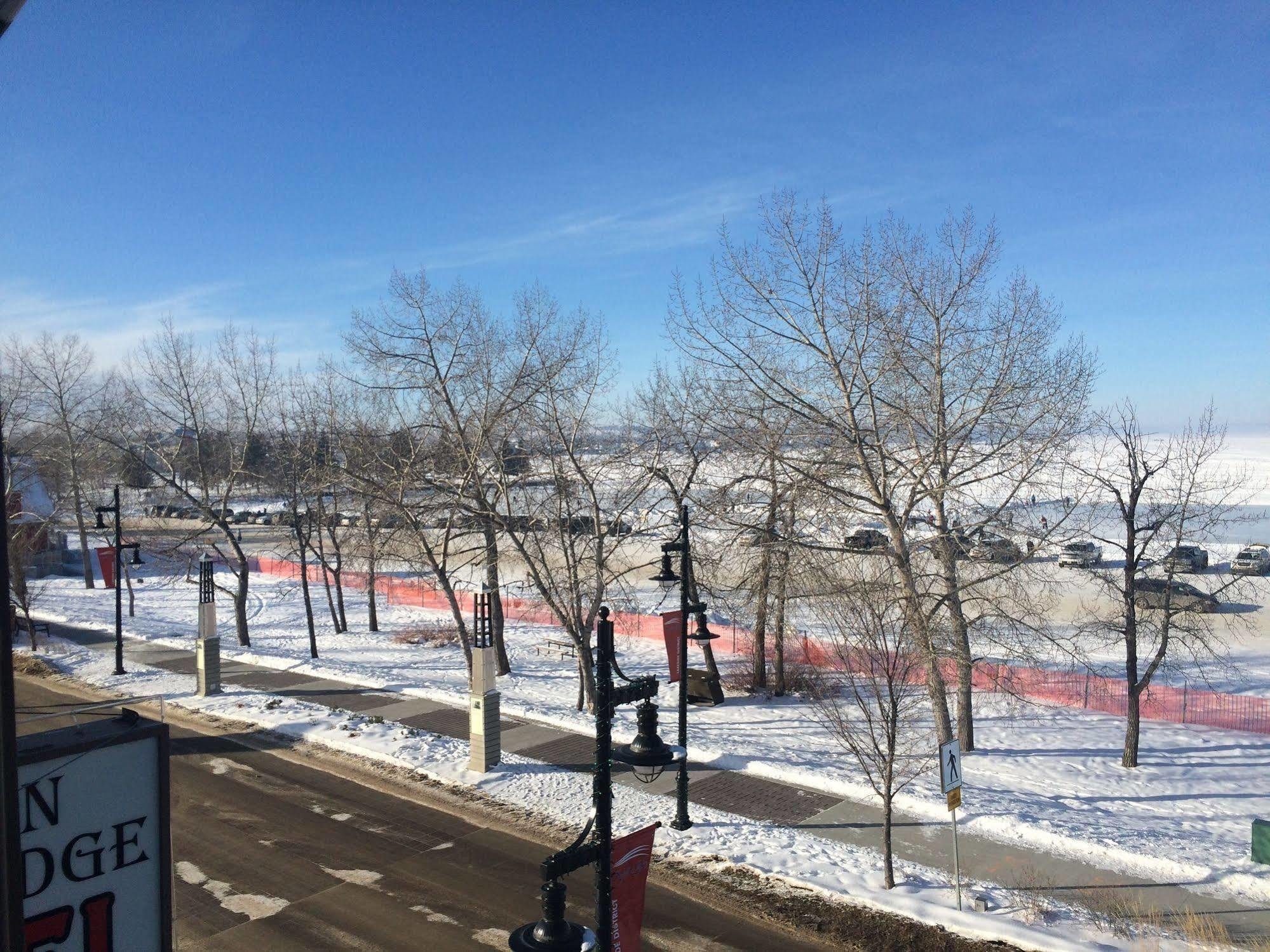 Raccoon Lodge Motel Sylvan Lake Ngoại thất bức ảnh